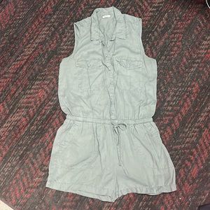 Ana romper size large.